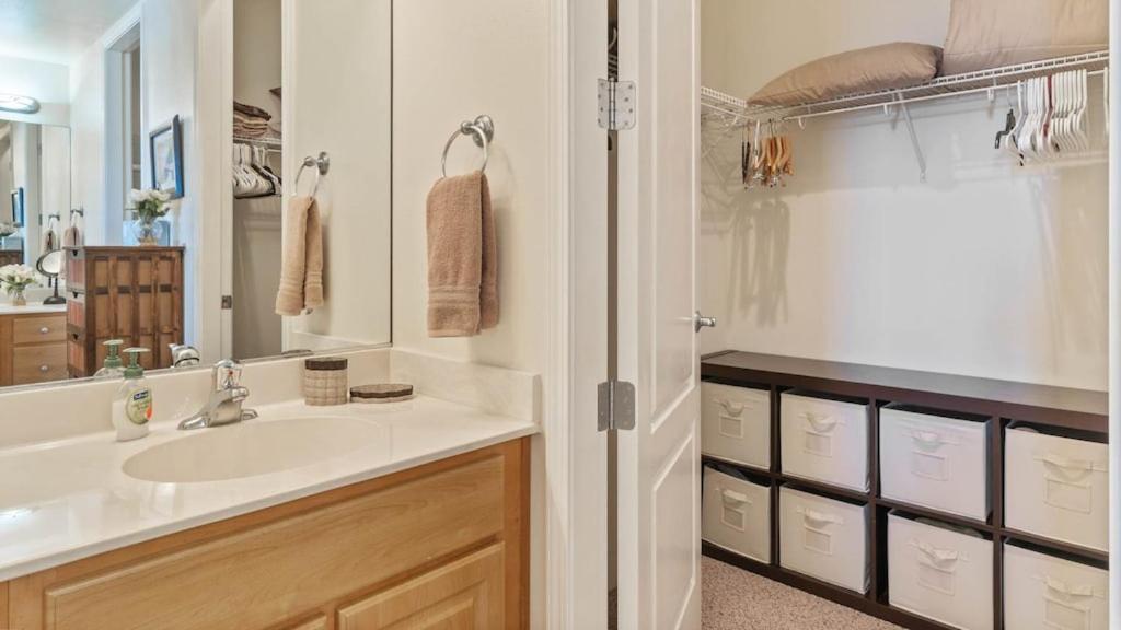 3 Bedroom Amazing Location Acn4 Kailua-Kona Bagian luar foto
